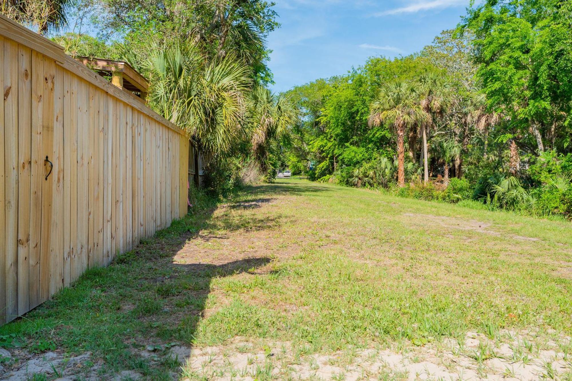 Folly Vacation Laid Back Casual Beach Bungalow 209-B Folly Beach Exterior photo